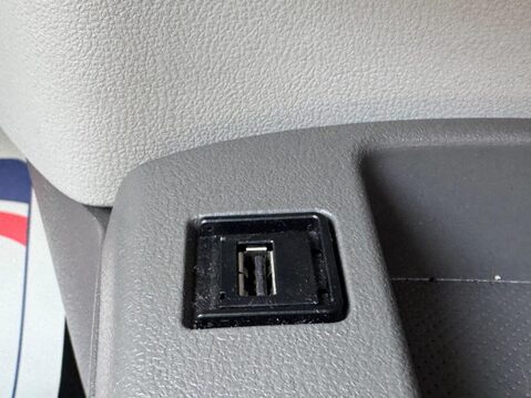 Nissan LEAF 24kWh Auto 5dr 30