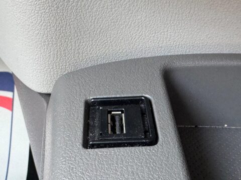 Nissan LEAF 24kWh Auto 5dr 30