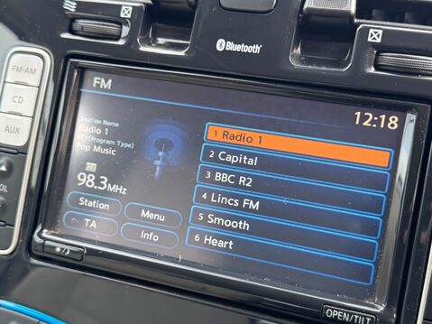 Nissan LEAF 24kWh Auto 5dr 21