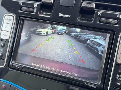 Nissan LEAF 24kWh Auto 5dr 11