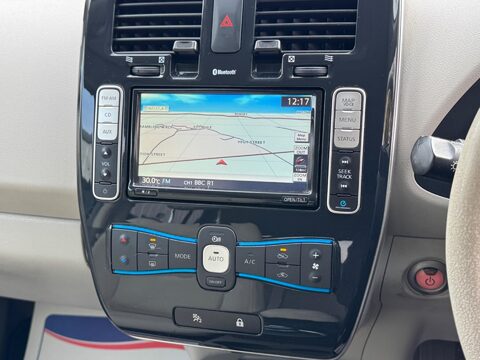Nissan LEAF 24kWh Auto 5dr 10
