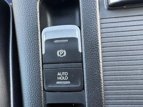 Volkswagen Arteon 2.0 TDI Elegance Fastback DSG Euro 6 (s/s) 5dr 36