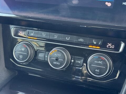 Volkswagen Arteon 2.0 TDI Elegance Fastback DSG Euro 6 (s/s) 5dr 31