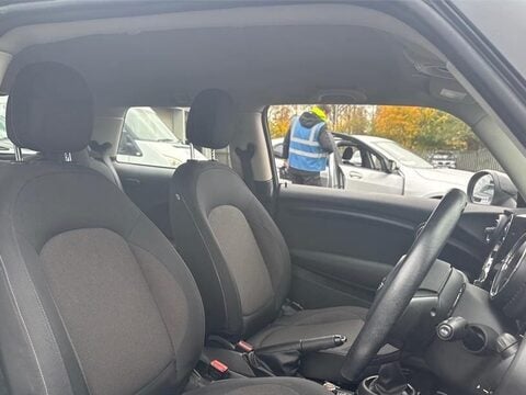 Mini Hatch 1.5 Cooper D Euro 6 (s/s) 3dr 6