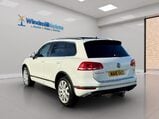 Volkswagen Touareg 3.0 TDI V6 BlueMotion Tech R-Line Tiptronic 4WD Euro 6 (s/s) 5dr 9