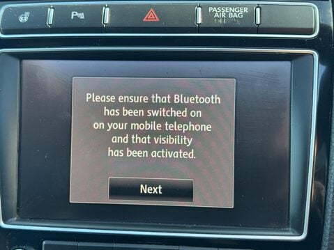 Volkswagen Touareg 3.0 TDI V6 BlueMotion Tech R-Line Tiptronic 4WD Euro 6 (s/s) 5dr 24