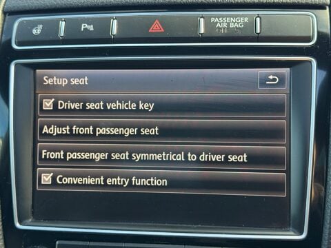 Volkswagen Touareg 3.0 TDI V6 BlueMotion Tech R-Line Tiptronic 4WD Euro 6 (s/s) 5dr 31