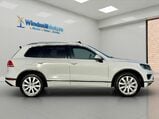 Volkswagen Touareg 3.0 TDI V6 BlueMotion Tech R-Line Tiptronic 4WD Euro 6 (s/s) 5dr 3
