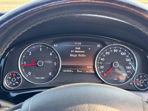 Volkswagen Touareg 3.0 TDI V6 BlueMotion Tech R-Line Tiptronic 4WD Euro 6 (s/s) 5dr 53