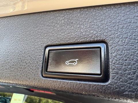 Volkswagen Touareg 3.0 TDI V6 BlueMotion Tech R-Line Tiptronic 4WD Euro 6 (s/s) 5dr 50