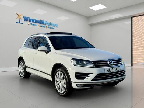 Volkswagen Touareg 3.0 TDI V6 BlueMotion Tech R-Line Tiptronic 4WD Euro 6 (s/s) 5dr