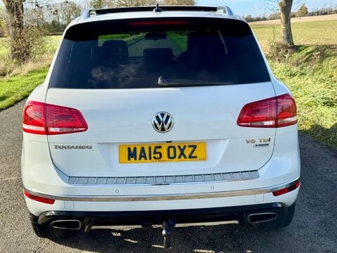 Volkswagen Touareg 3.0 TDI V6 BlueMotion Tech R-Line Tiptronic 4WD Euro 6 (s/s) 5dr 10