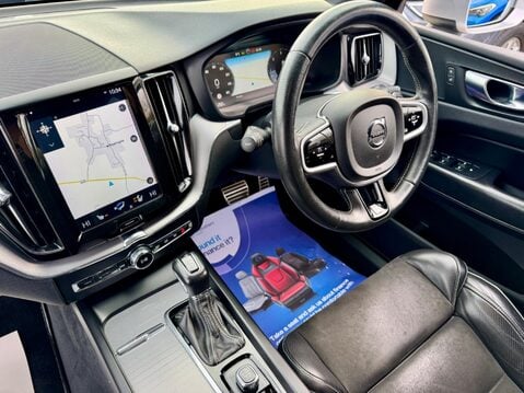 Volvo XC60 2.0 D4 R-Design Auto AWD Euro 6 (s/s) 5dr 13