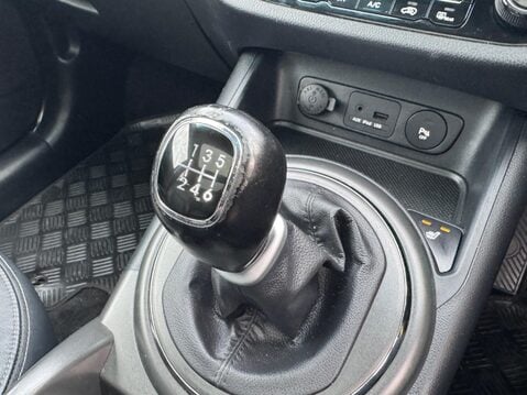 Kia Sportage 1.7 CRDi EcoDynamics 3 2WD Euro 5 (s/s) 5dr 25