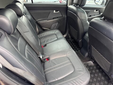 Kia Sportage 1.7 CRDi EcoDynamics 3 2WD Euro 5 (s/s) 5dr 29