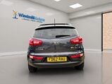 Kia Sportage 1.7 CRDi EcoDynamics 3 2WD Euro 5 (s/s) 5dr 8