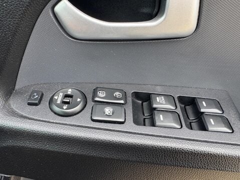 Kia Sportage 1.7 CRDi EcoDynamics 3 2WD Euro 5 (s/s) 5dr 27