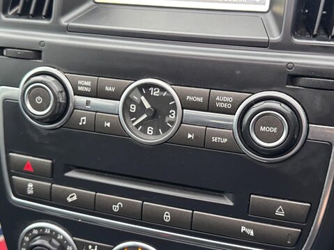 Land Rover Freelander 2 2.2 SD4 HSE CommandShift 4WD Euro 5 5dr 26