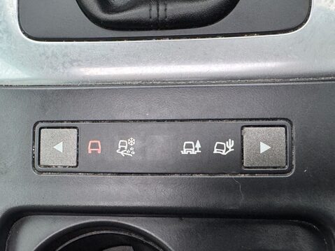 Land Rover Freelander 2 2.2 SD4 HSE CommandShift 4WD Euro 5 5dr 31