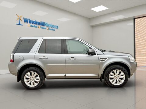 Land Rover Freelander 2 2.2 SD4 HSE CommandShift 4WD Euro 5 5dr 3
