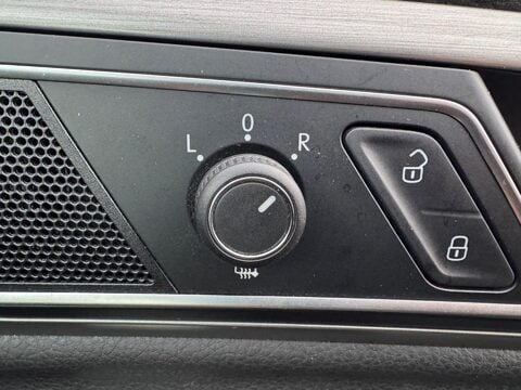 Volkswagen Golf SV 1.4 TSI BlueMotion Tech SE Euro 6 (s/s) 5dr 30