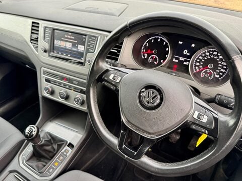 Volkswagen Golf SV 1.4 TSI BlueMotion Tech SE Euro 6 (s/s) 5dr 2