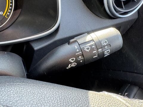 MG ZS 44.5kWh Exclusive Auto 5dr 30