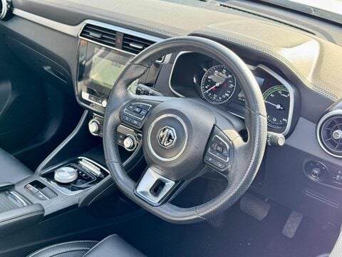 MG ZS 44.5kWh Exclusive Auto 5dr 2
