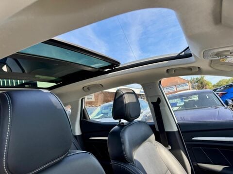 MG ZS 44.5kWh Exclusive Auto 5dr 3