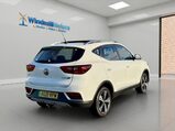 MG ZS 44.5kWh Exclusive Auto 5dr 11