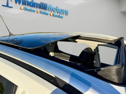 MG ZS 44.5kWh Exclusive Auto 5dr 12