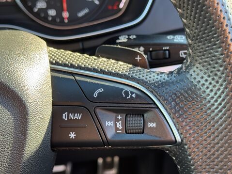 Audi Q5 2.0 TFSI 45 S line S Tronic quattro Euro 6 (s/s) 5dr 38