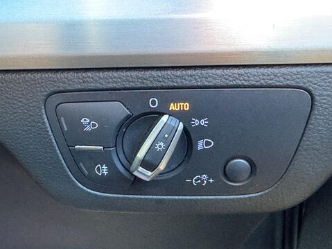 Audi Q5 2.0 TFSI 45 S line S Tronic quattro Euro 6 (s/s) 5dr 44