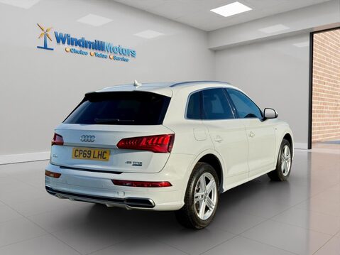Audi Q5 2.0 TFSI 45 S line S Tronic quattro Euro 6 (s/s) 5dr 10
