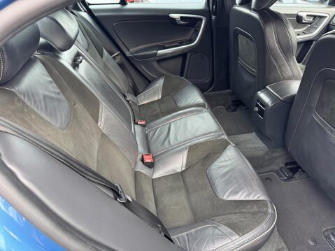 Volvo S60 2.0 D4 R-Design Euro 6 (s/s) 4dr 33