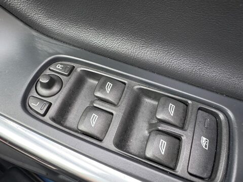 Volvo S60 2.0 D4 R-Design Euro 6 (s/s) 4dr 28