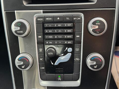 Volvo S60 2.0 D4 R-Design Euro 6 (s/s) 4dr 22