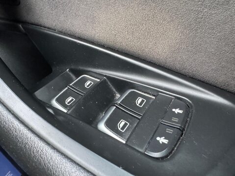 Audi A6 2.0 TDI ultra S line S Tronic Euro 6 (s/s) 4dr 43
