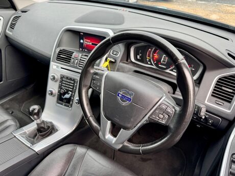 Volvo XC60 2.4 D5 SE Lux Nav AWD Euro 6 (s/s) 5dr