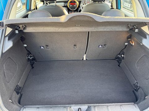 Mini Hatch 1.5 Cooper Euro 6 (s/s) 5dr 33