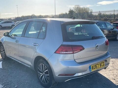 Volkswagen Golf 1.0 TSI BlueMotion Tech SE Nav Euro 6 (s/s) 5dr 6