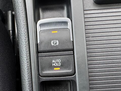 Volkswagen Golf 1.0 TSI BlueMotion Tech SE Nav Euro 6 (s/s) 5dr 29