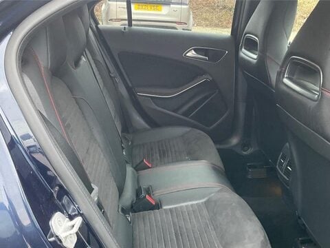 Mercedes-Benz A Class 2.1 A220d AMG Line (Premium Plus) 7G-DCT Euro 6 (s/s) 5dr 14