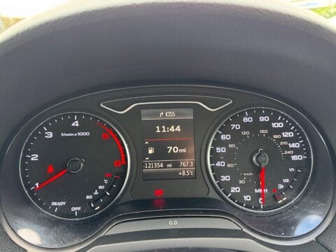 Audi A3 2.0 TDI Sport Sportback Euro 6 (s/s) 5dr 23