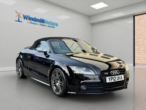 Audi TT 2.0 TFSI Black Edition Roadster S Tronic quattro Euro 5 2dr 8
