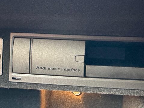 Audi TT 2.0 TFSI Black Edition Roadster S Tronic quattro Euro 5 2dr 35