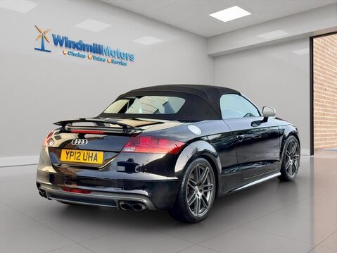 Audi TT 2.0 TFSI Black Edition Roadster S Tronic quattro Euro 5 2dr 17