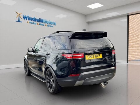 Land Rover Discovery 3.0 TD V6 First Edition Auto 4WD Euro 6 (s/s) 5dr 9