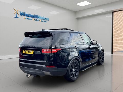 Land Rover Discovery 3.0 TD V6 First Edition Auto 4WD Euro 6 (s/s) 5dr 5