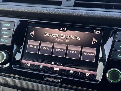 Skoda Fabia 1.0 Colour Edition Euro 6 (s/s) 5dr 11